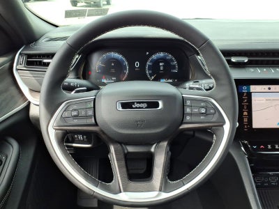 2026 Jeep Grand Cherokee Laredo Altitude