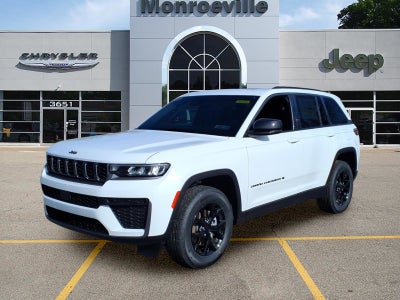 2026 Jeep Grand Cherokee Laredo Altitude