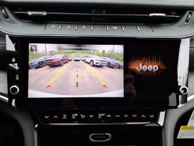 2026 Jeep Grand Cherokee Laredo Altitude