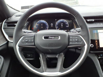 2026 Jeep Grand Cherokee Laredo Altitude