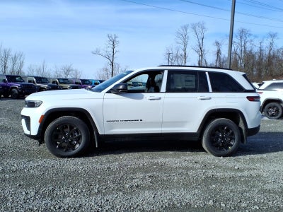 2026 Jeep Grand Cherokee Laredo Altitude