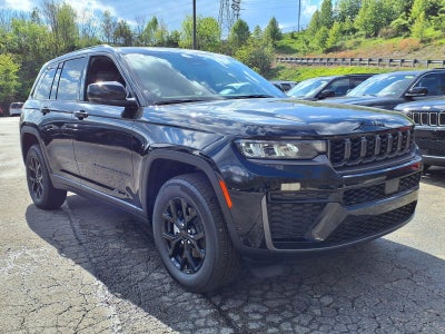 2026 Jeep Grand Cherokee Laredo Altitude