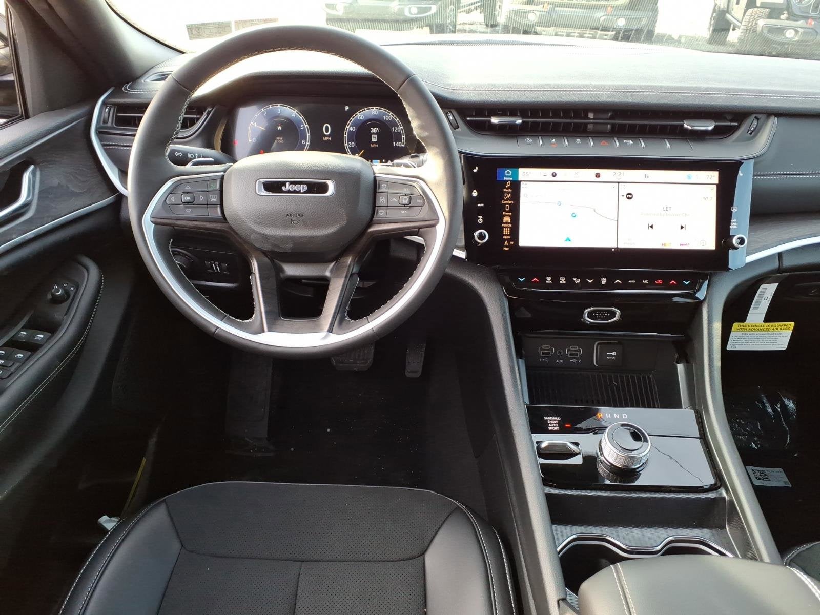 2026 Jeep Grand Cherokee Laredo Altitude