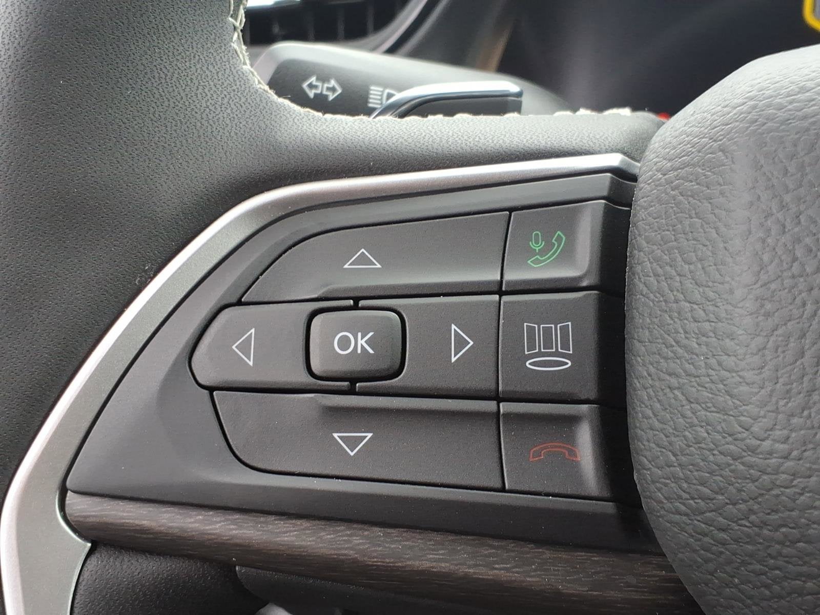 2026 Jeep Grand Cherokee Laredo Altitude