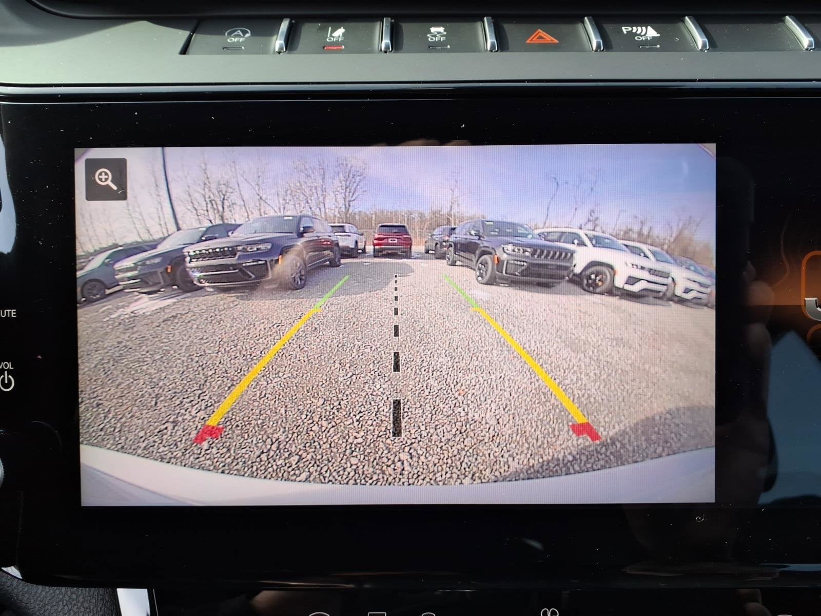 2026 Jeep Grand Cherokee Laredo Altitude