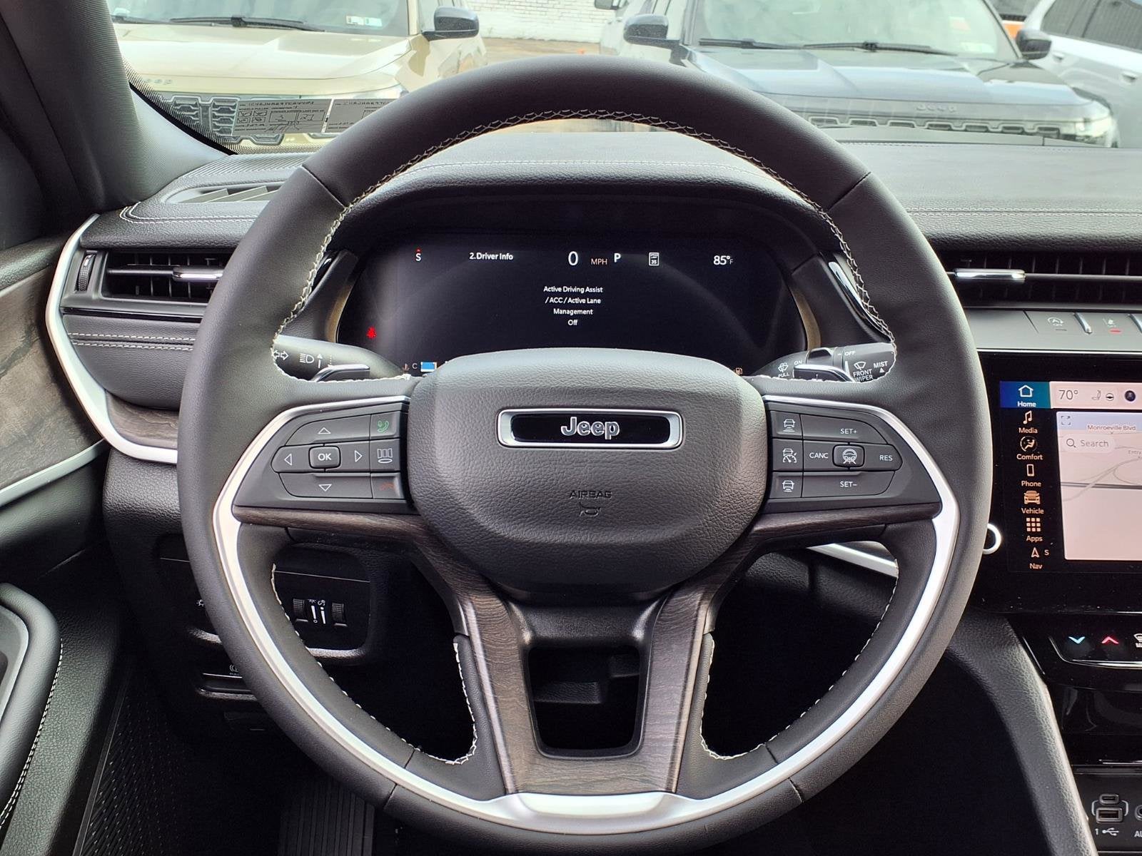 2026 Jeep Grand Cherokee Laredo Altitude
