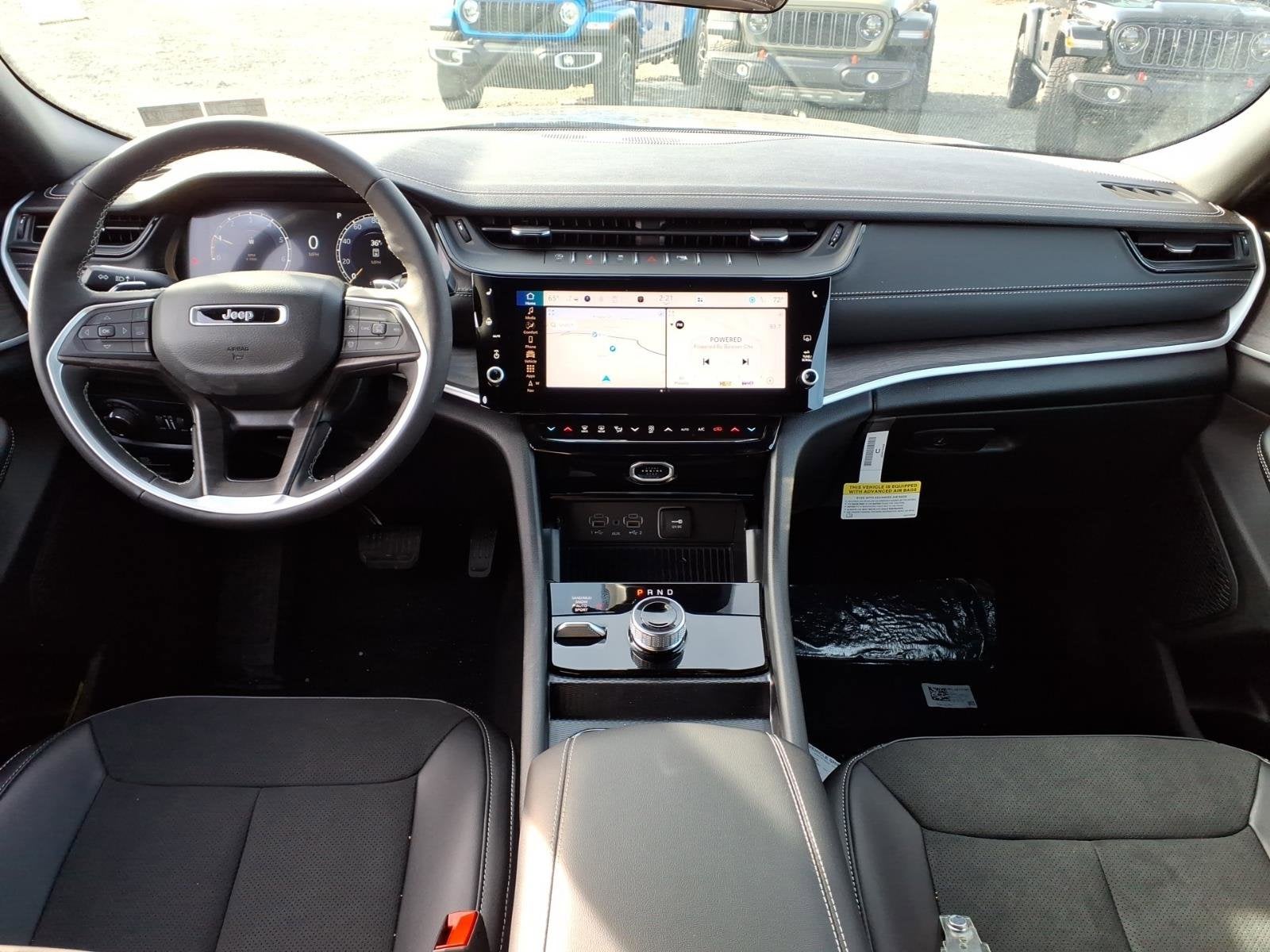 2026 Jeep Grand Cherokee Laredo Altitude