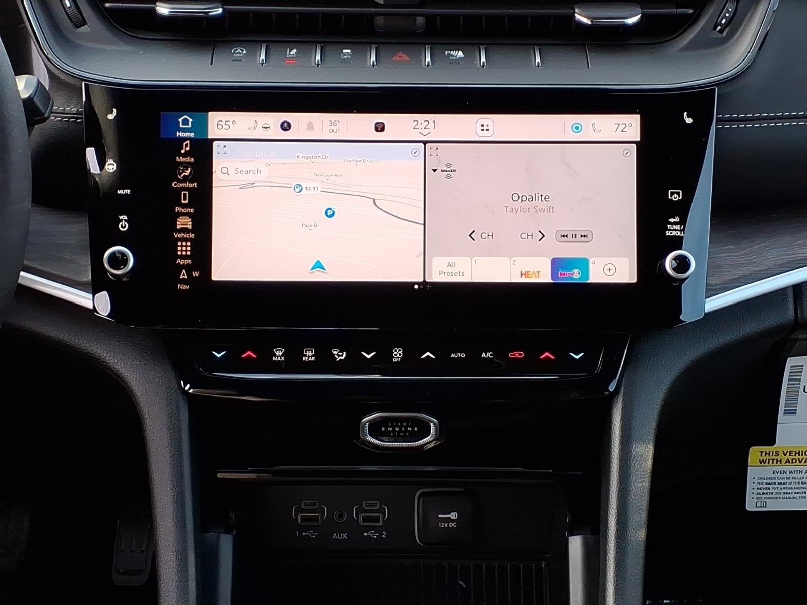 2026 Jeep Grand Cherokee Laredo Altitude