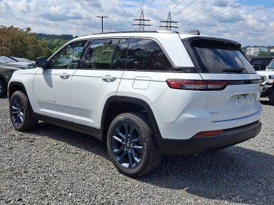 2026 Jeep Grand Cherokee 85th Anniversary Edition