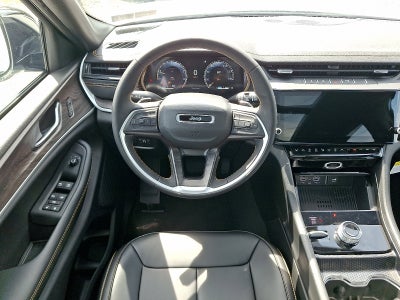 2026 Jeep Grand Cherokee 85th Anniversary Edition