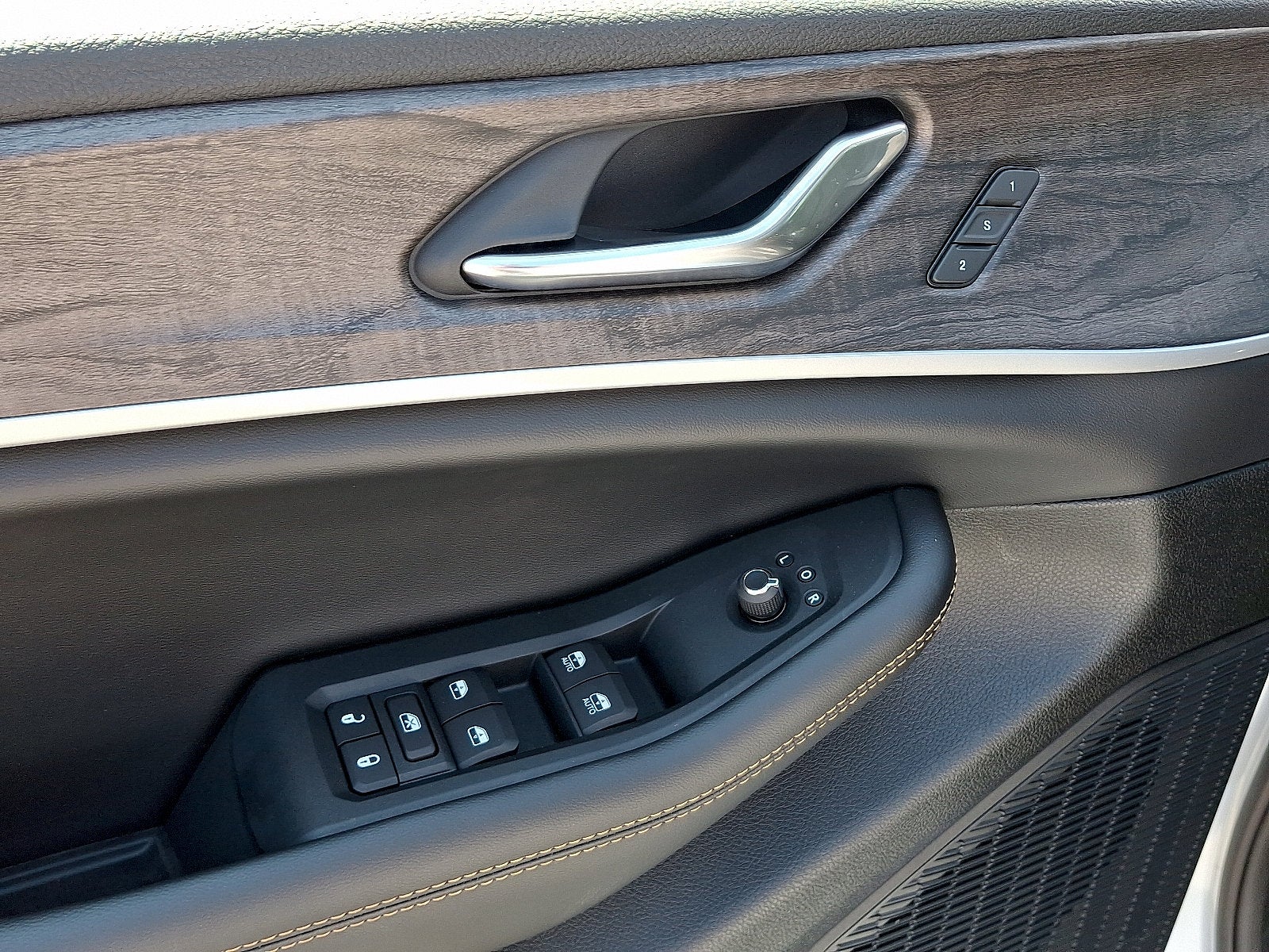 2026 Jeep Grand Cherokee 85th Anniversary Edition