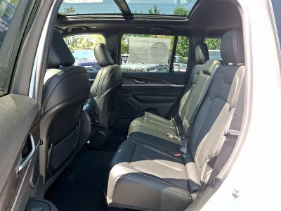 2026 Jeep Grand Cherokee 85th Anniversary Edition