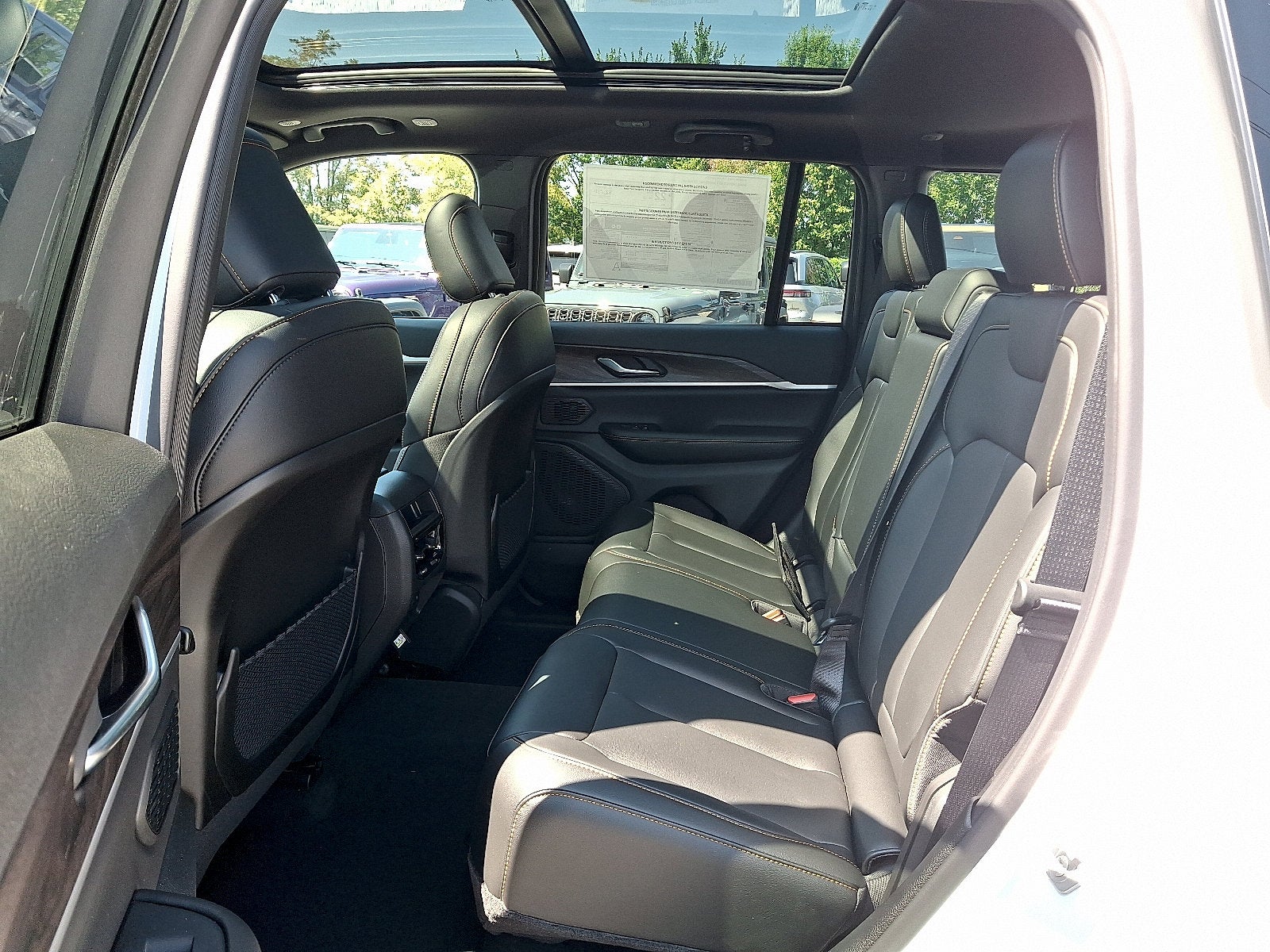 2026 Jeep Grand Cherokee 85th Anniversary Edition