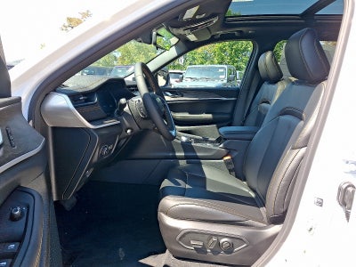 2026 Jeep Grand Cherokee 85th Anniversary Edition
