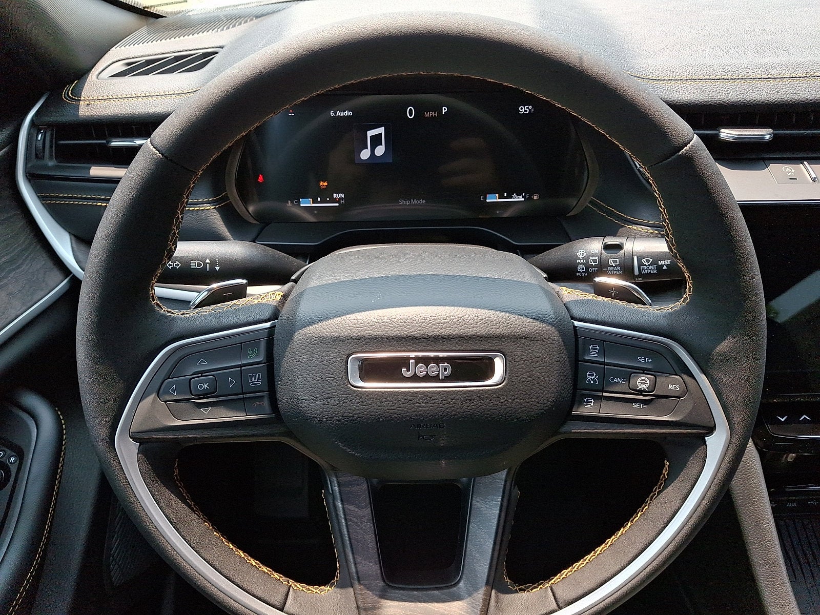2026 Jeep Grand Cherokee 85th Anniversary Edition