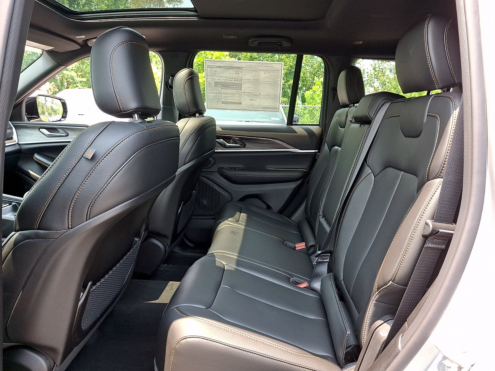 2026 Jeep Grand Cherokee 85th Anniversary Edition