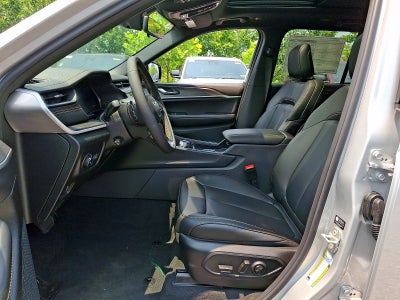 2026 Jeep Grand Cherokee 85th Anniversary Edition