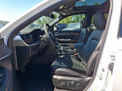 2026 Jeep Grand Cherokee 85th Anniversary Edition