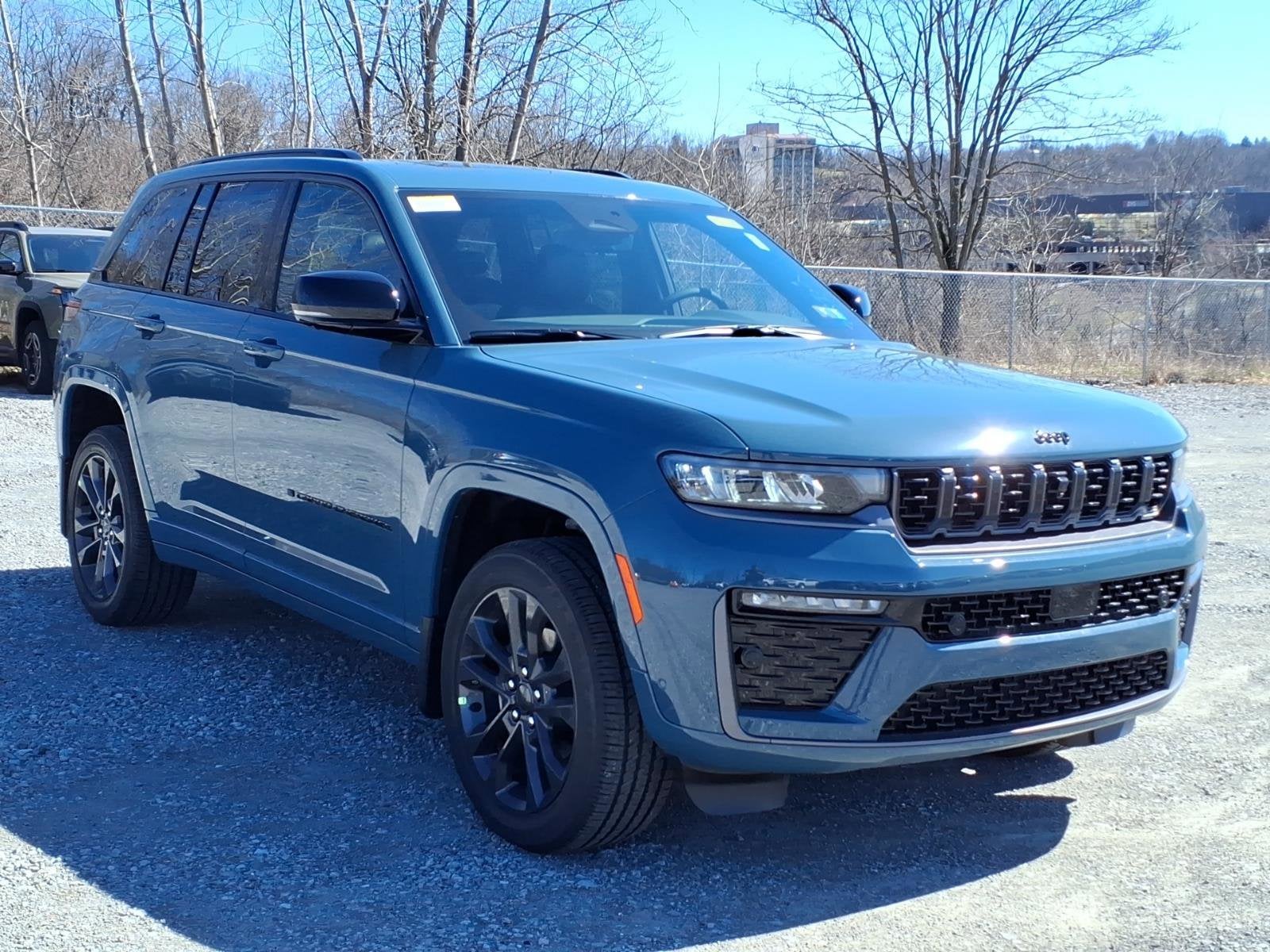 2026 Jeep Grand Cherokee Limited Reserve