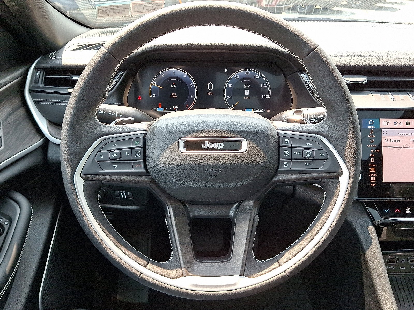 2026 Jeep Grand Cherokee Limited Reserve
