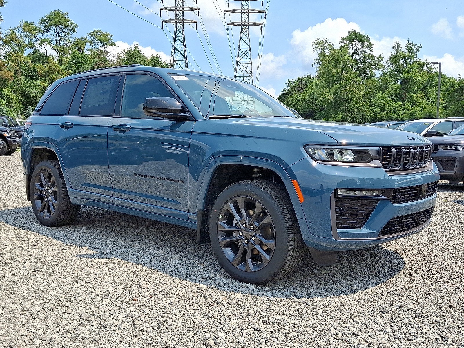 2026 Jeep Grand Cherokee Limited Reserve