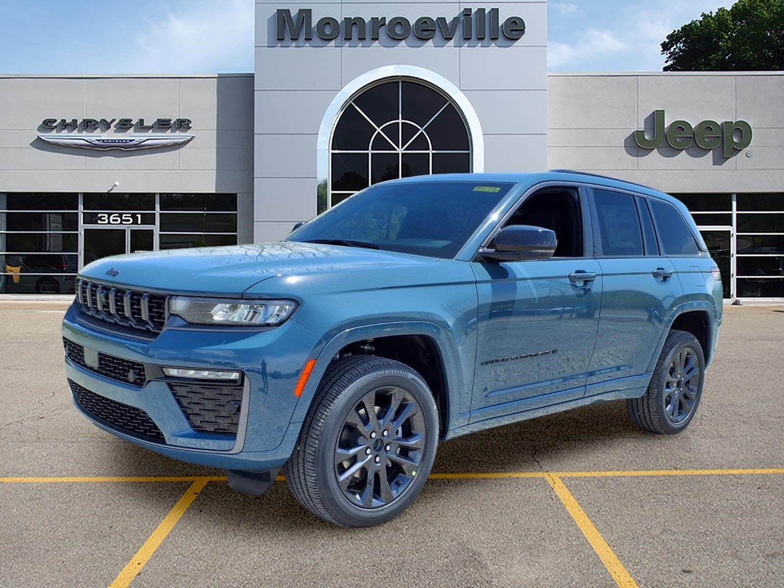 2026 Jeep Grand Cherokee Limited Reserve