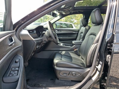 2026 Jeep Grand Cherokee 85th Anniversary Edition
