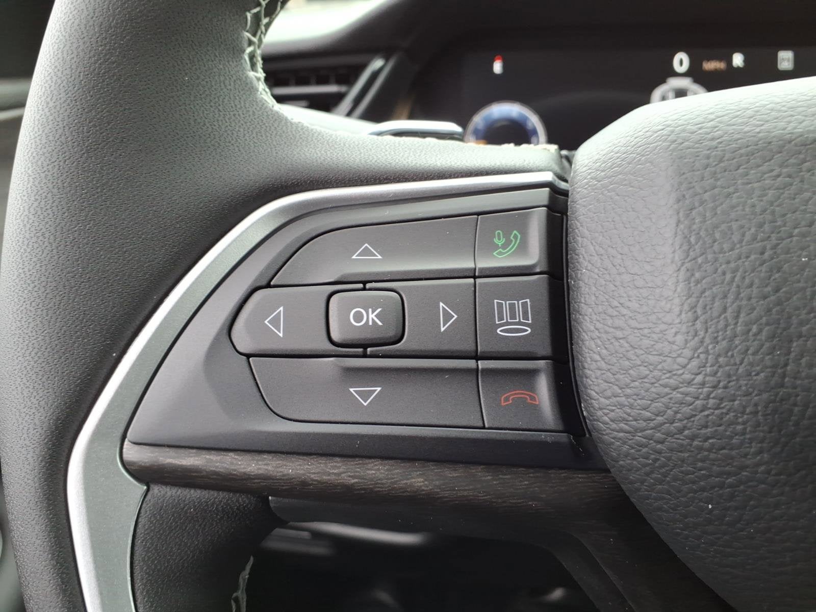 2026 Jeep Grand Cherokee Limited Reserve