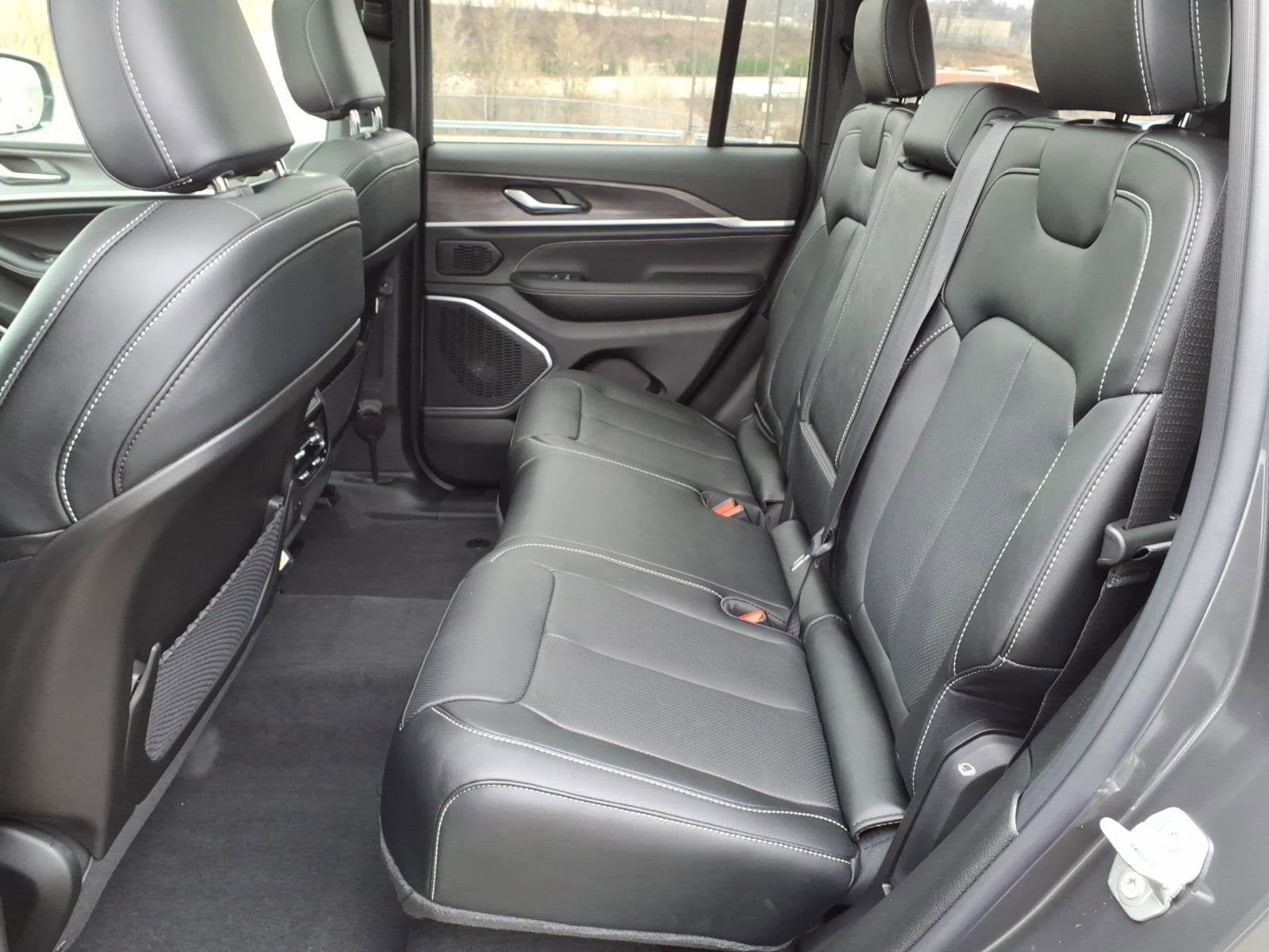 2026 Jeep Grand Cherokee Limited Reserve