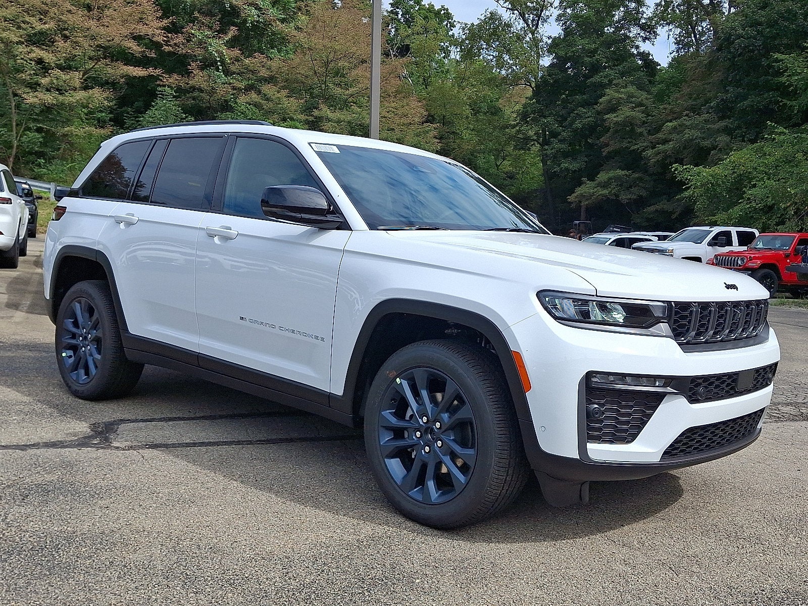2026 Jeep Grand Cherokee 85th Anniversary Edition