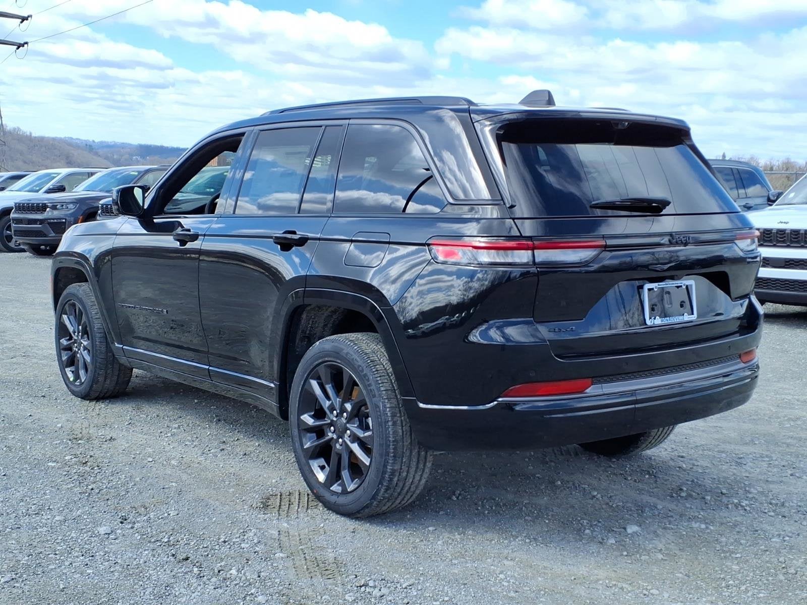 2026 Jeep Grand Cherokee Limited Reserve