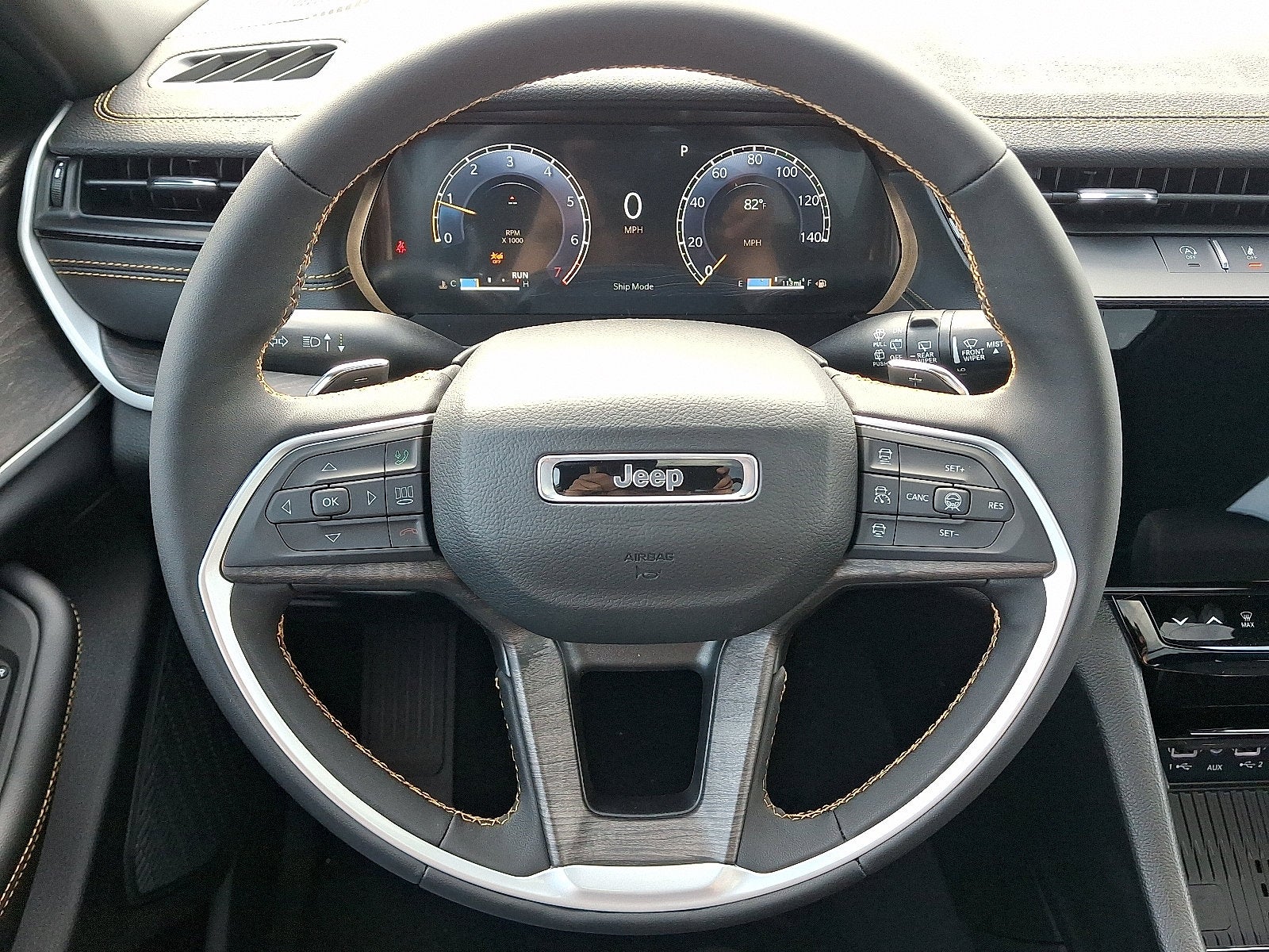 2026 Jeep Grand Cherokee 85th Anniversary Edition