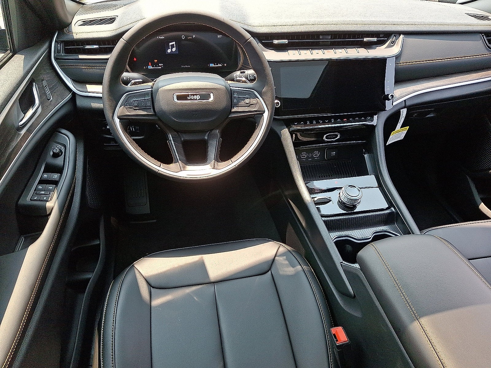 2026 Jeep Grand Cherokee 85th Anniversary Edition
