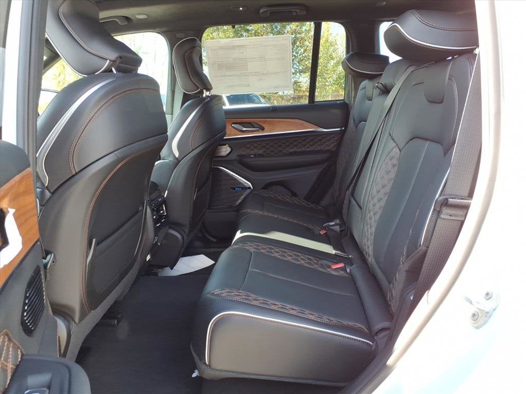 2025 Jeep Grand Cherokee Summit Reserve