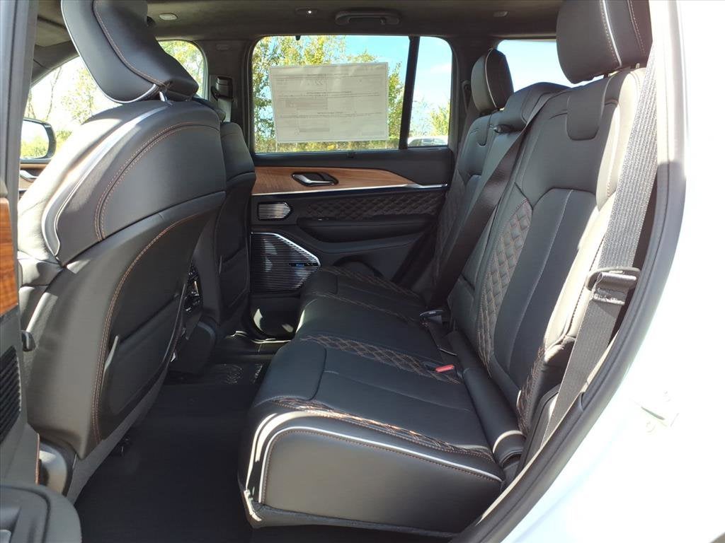 2025 Jeep Grand Cherokee Summit Reserve