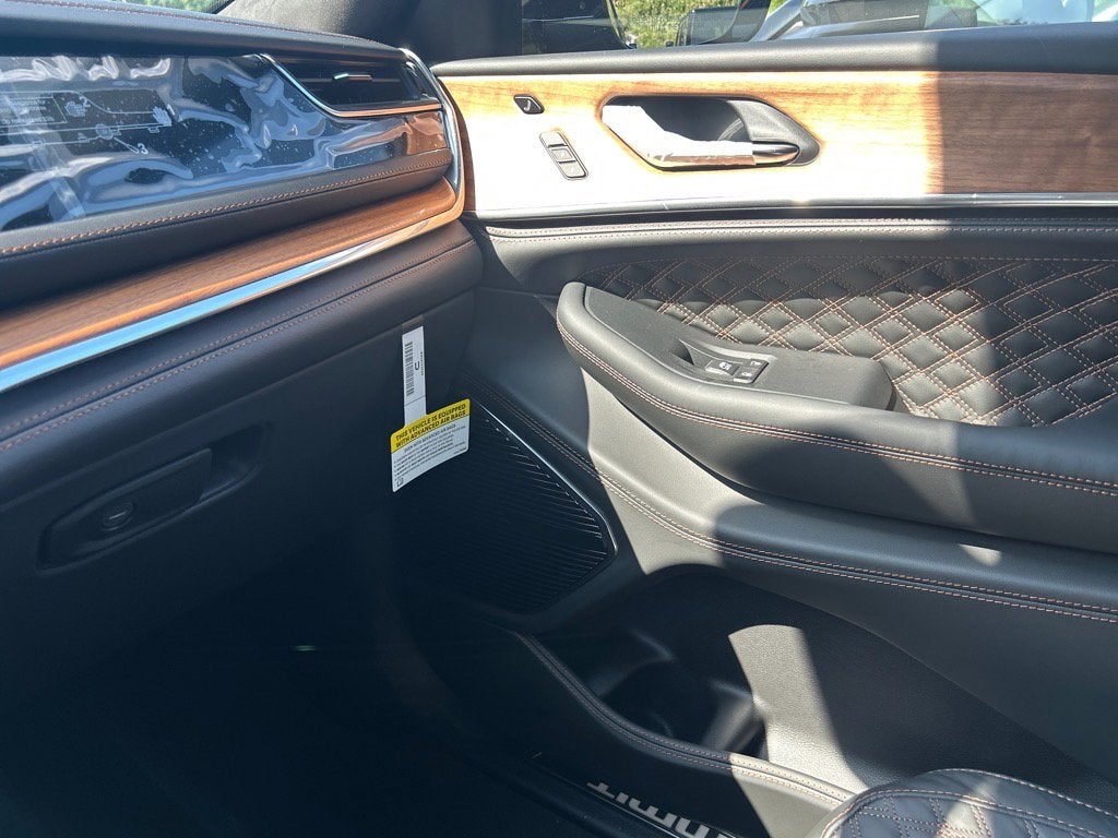 2025 Jeep Grand Cherokee Summit Reserve