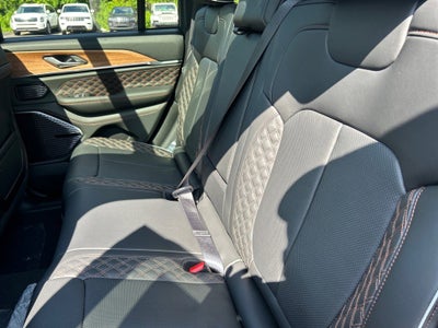 2025 Jeep Grand Cherokee Summit Reserve