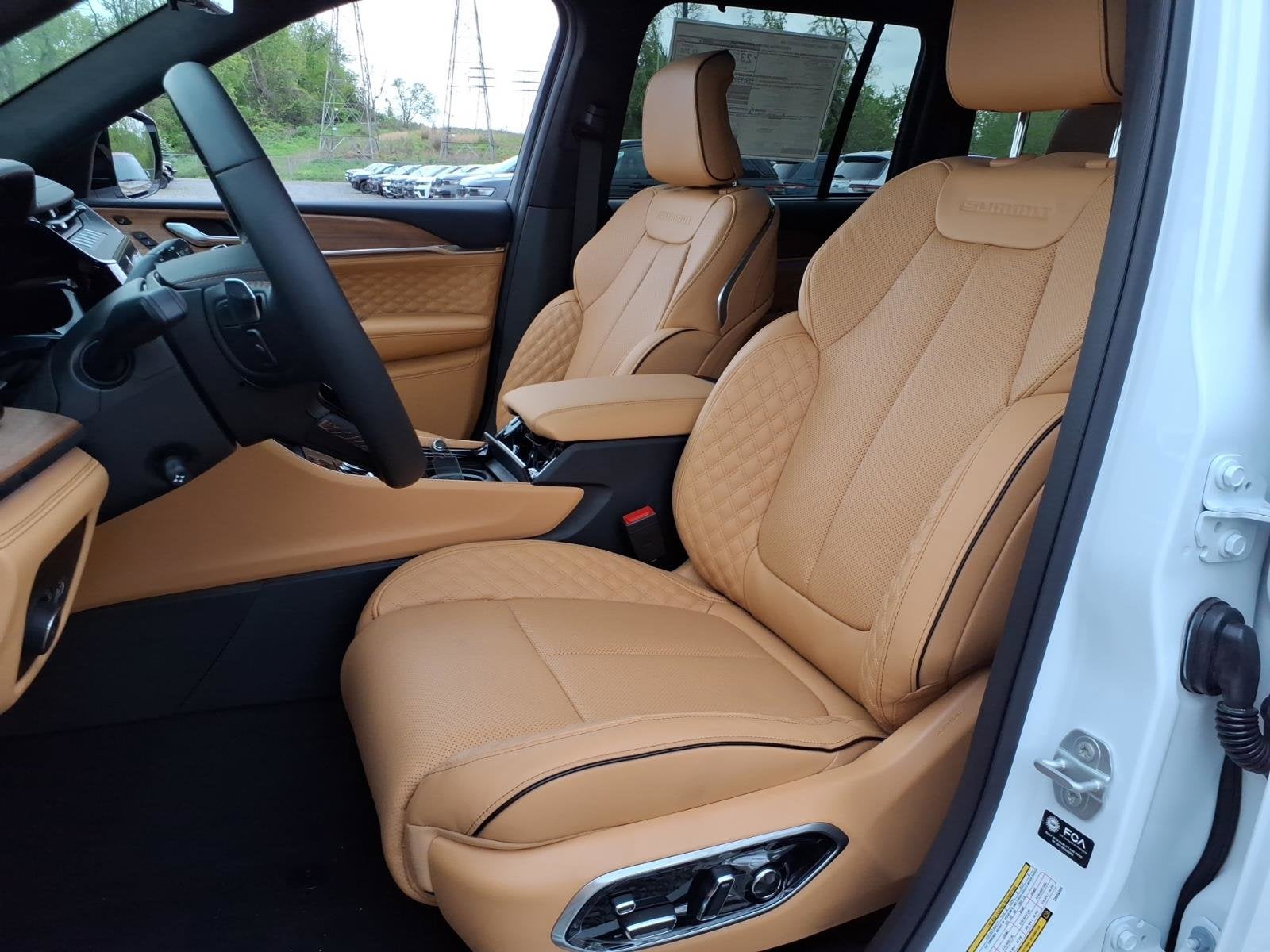 2026 Jeep Grand Cherokee Summit