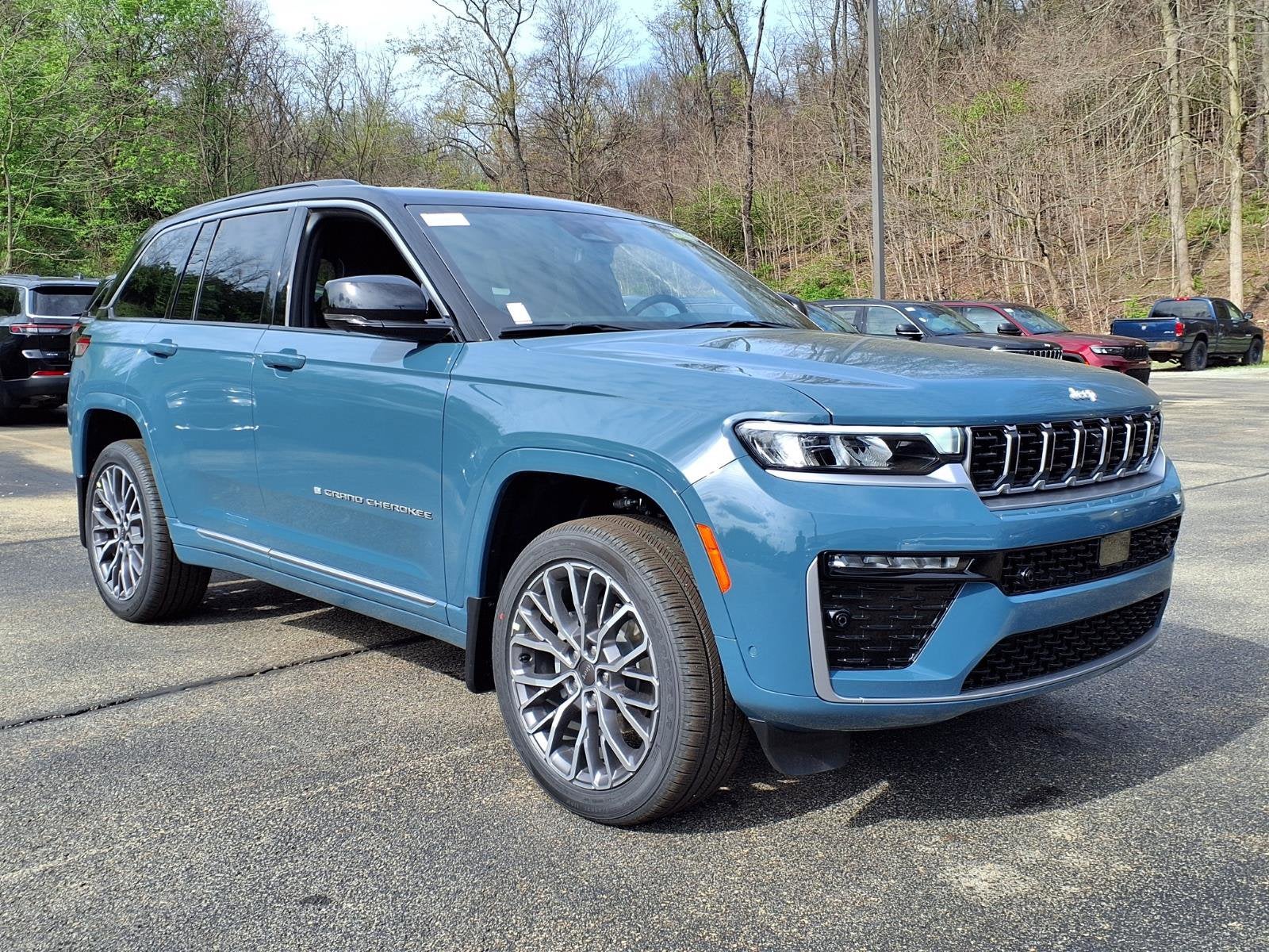 2026 Jeep Grand Cherokee Summit