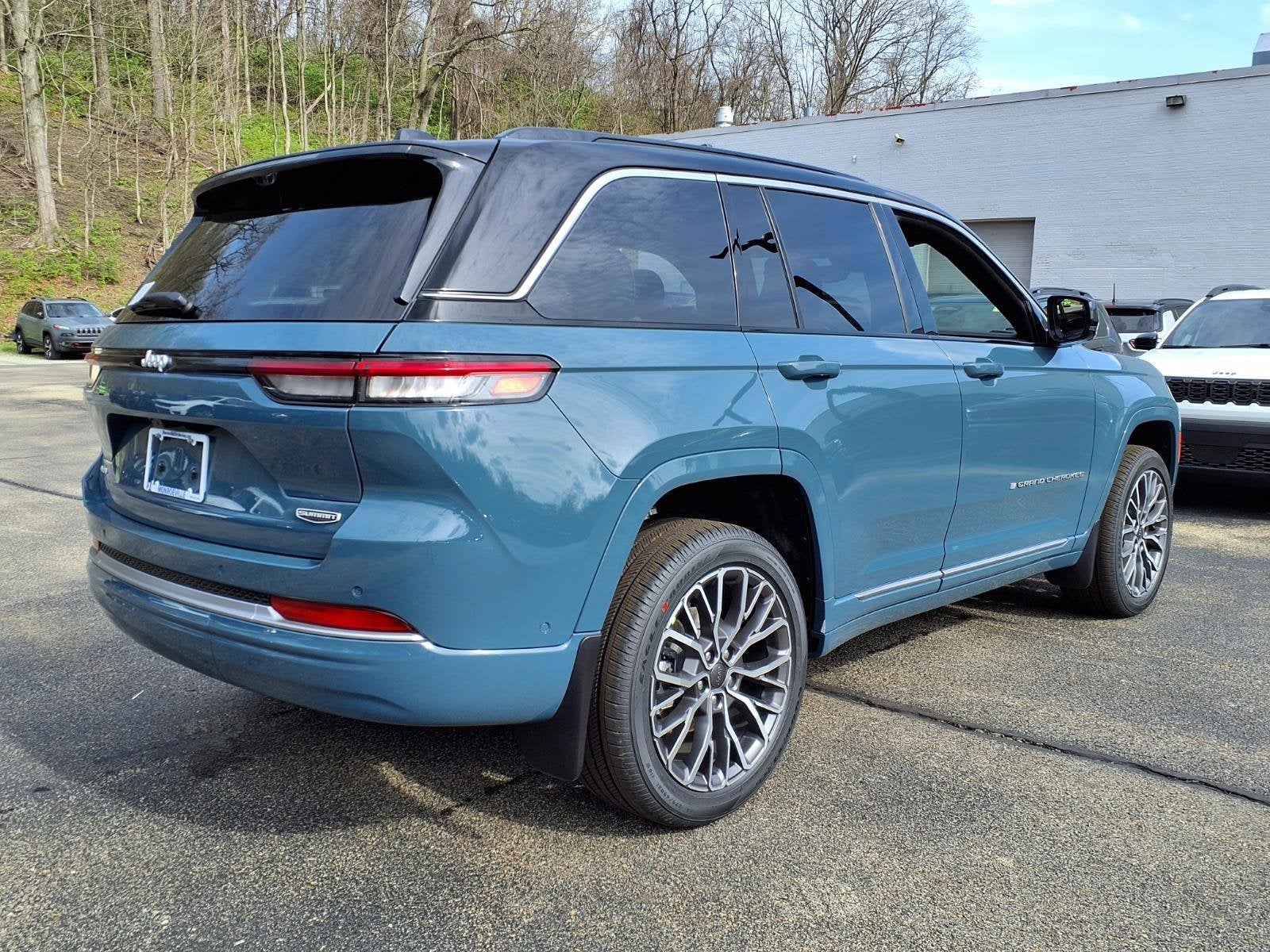 2026 Jeep Grand Cherokee Summit