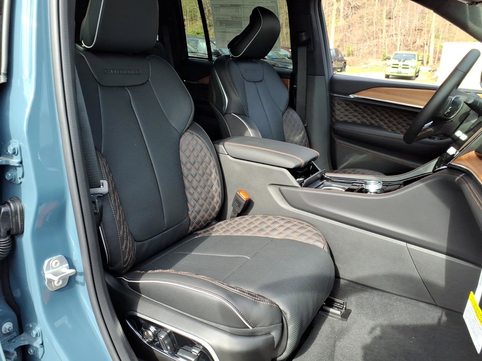 2026 Jeep Grand Cherokee Summit