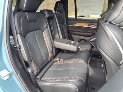 2026 Jeep Grand Cherokee Summit