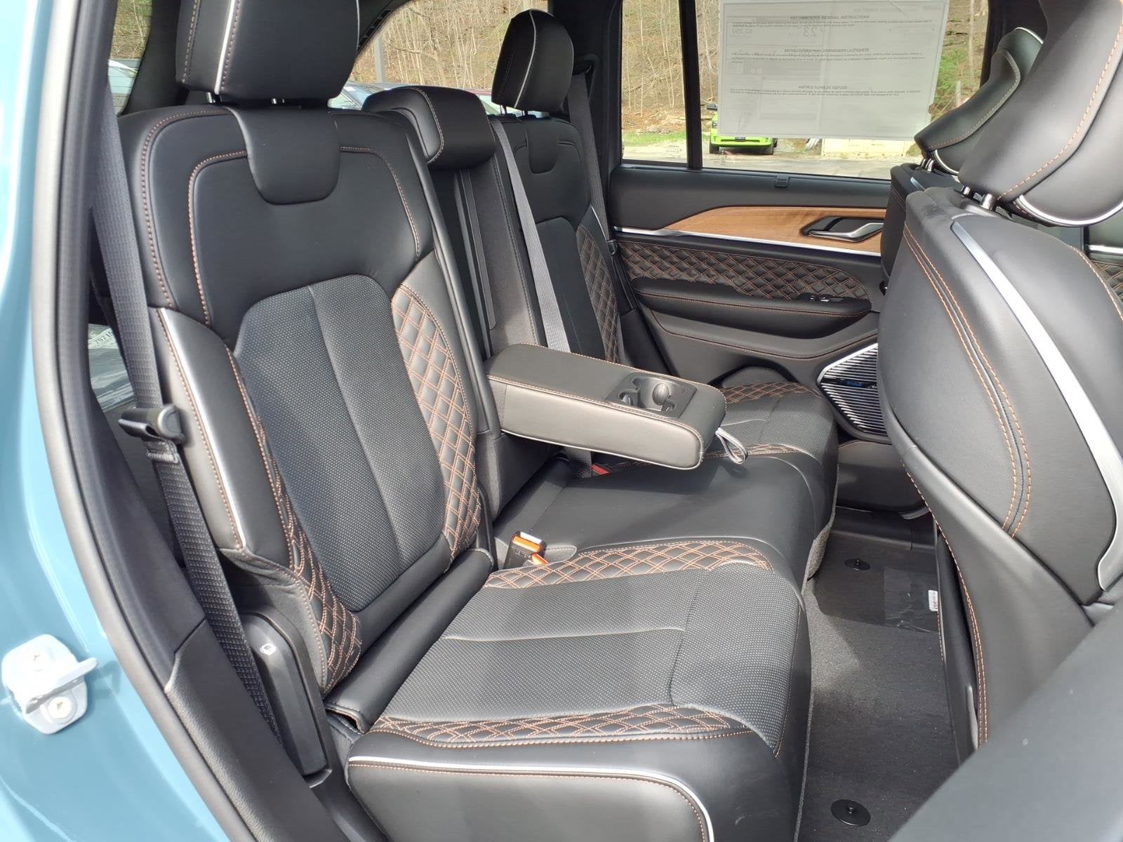 2026 Jeep Grand Cherokee Summit