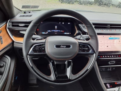 2026 Jeep Grand Cherokee Summit