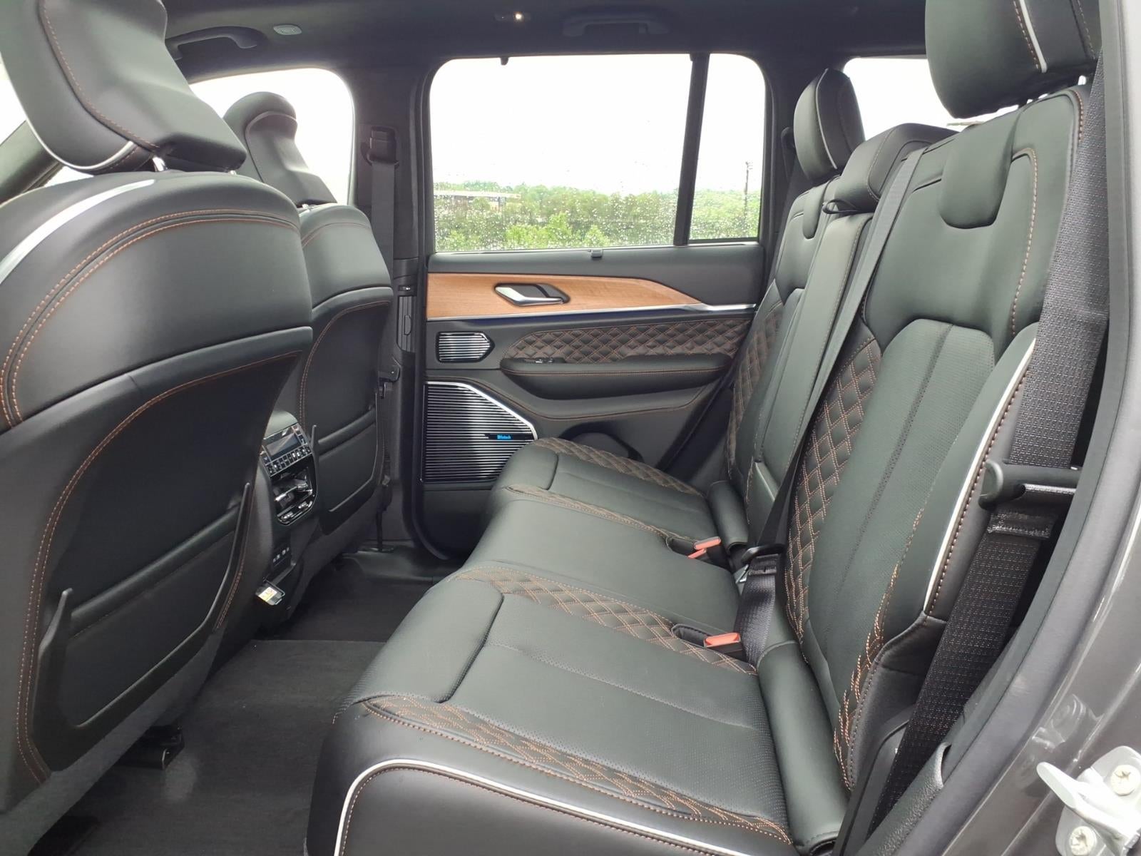 2026 Jeep Grand Cherokee Summit