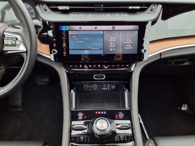 2026 Jeep Grand Cherokee Summit
