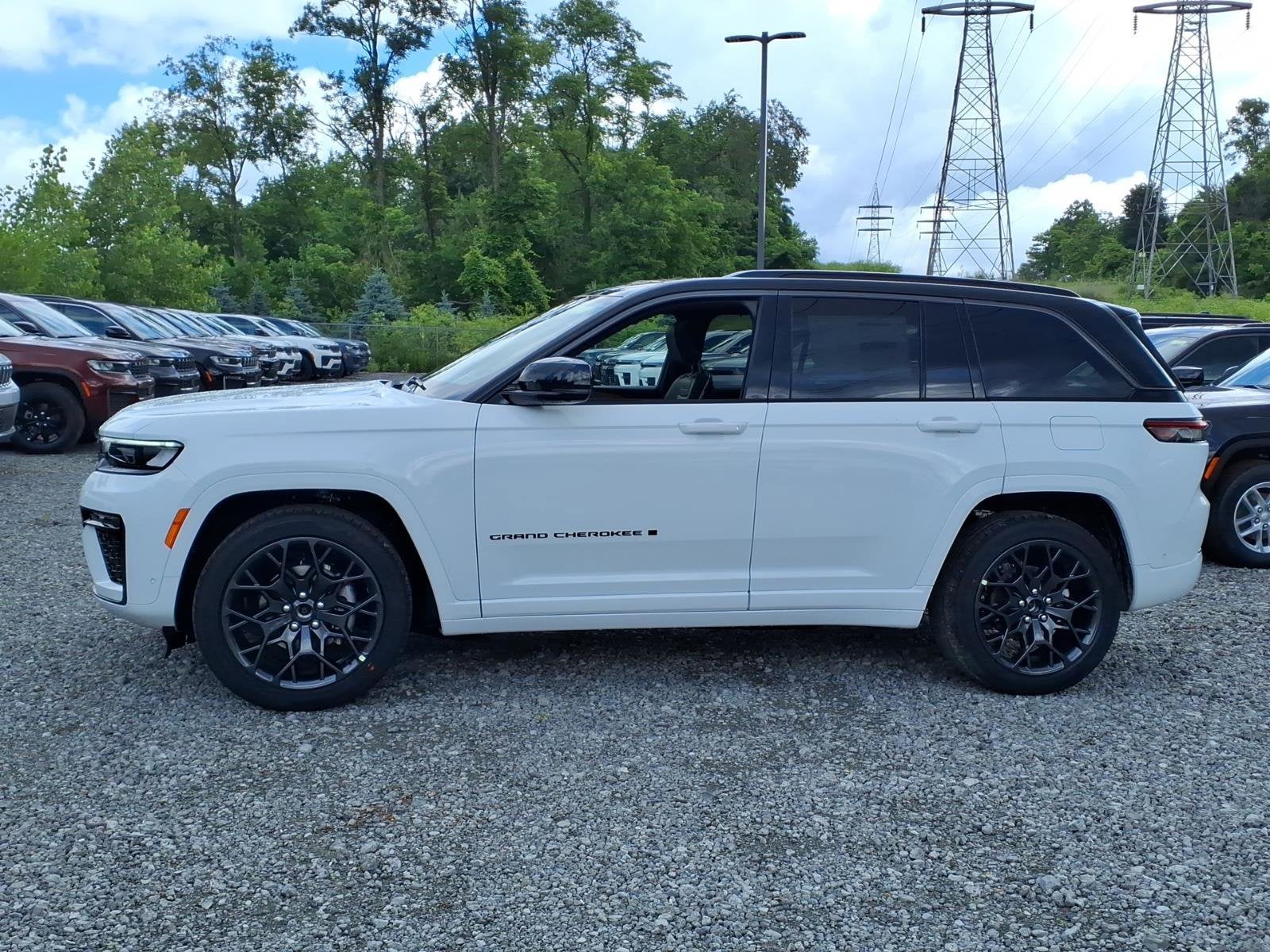2026 Jeep Grand Cherokee Summit