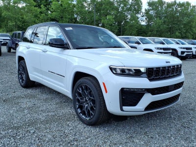 2026 Jeep Grand Cherokee Summit