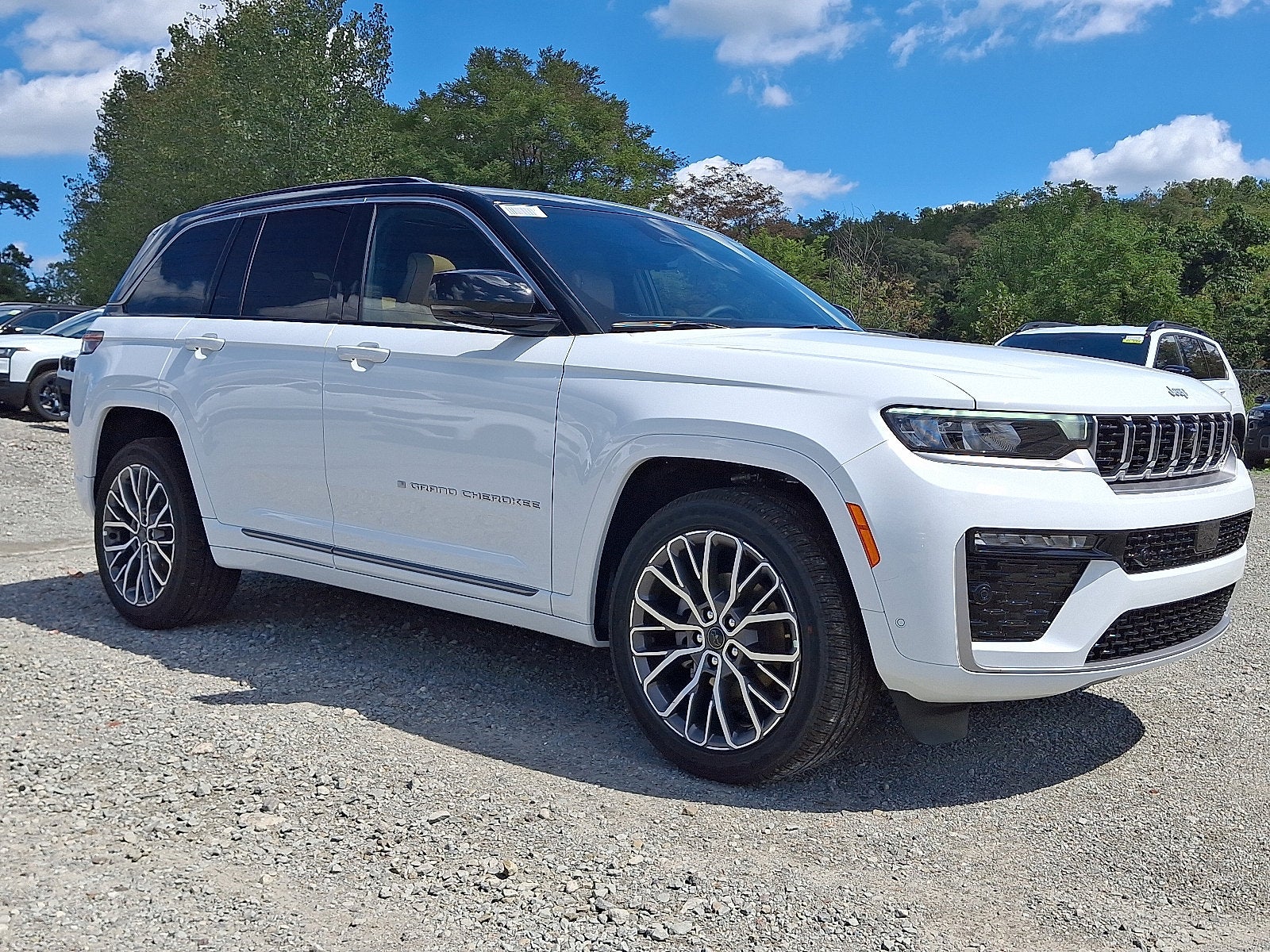 2027 Jeep Grand Cherokee Summit