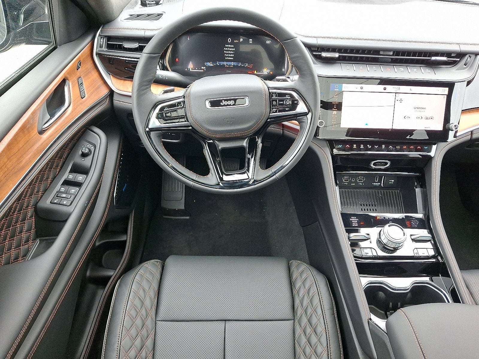 2027 Jeep Grand Cherokee Summit